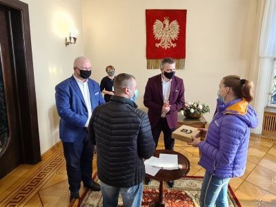 OTULAMY CIEPŁEM